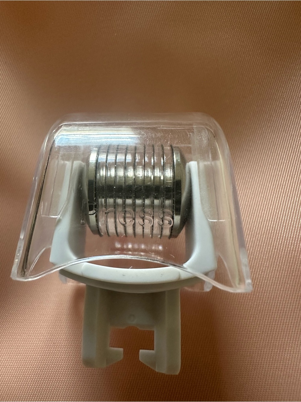 BeautyBio's GloPRO Face MicroTip
Attachment Head